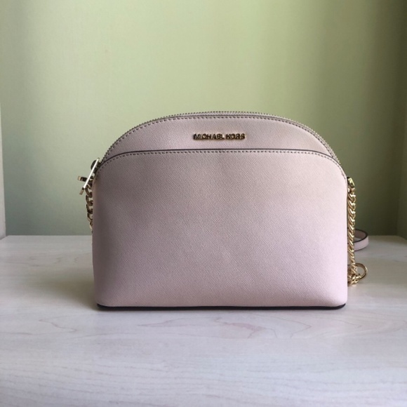 Holiday Sale! Beautiful New Michael Kors Soft Pink Crossbody and 2 Piece Bundle - Picture 10 of 16